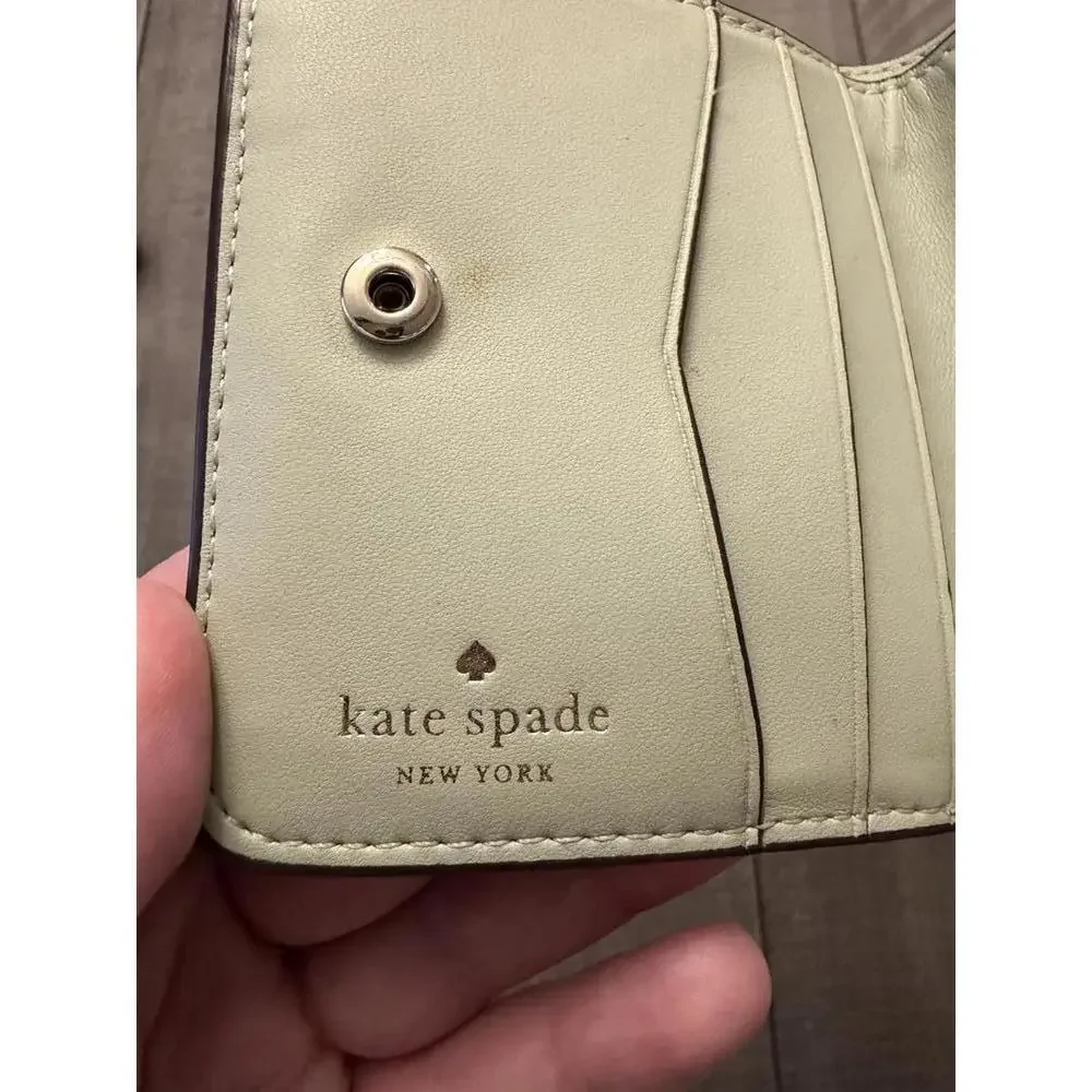 Kate Spade mint green wallet - Picture 4 of 13